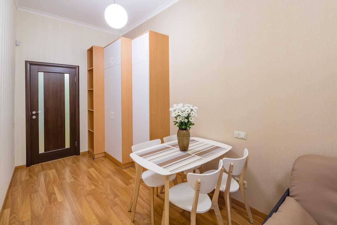 Apartment On Svobody Avenue 25 Львов Экстерьер фото
